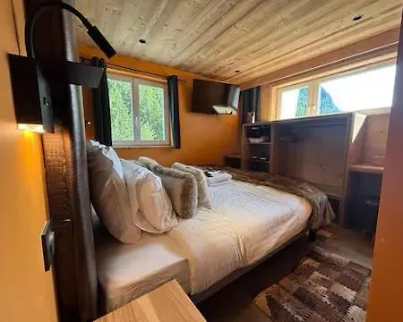 Propriete Bel Air, Fantastique Монрьон