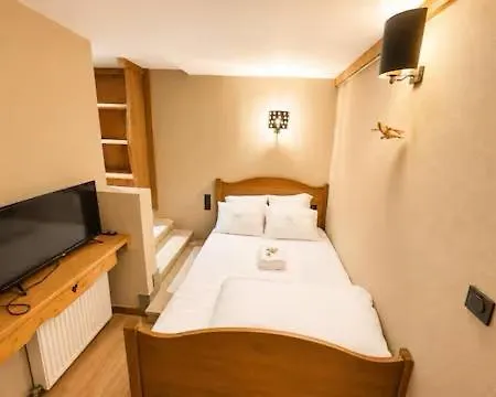 Apartment Bel Air, Univers Fantastique *